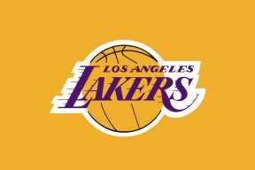 爱游戏体育-穆古鲁扎在老鹰比赛中局势复杂，持续失利引发热议！最终赢得满堂喝彩